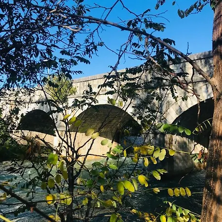 Antos Put Gaja, Lägenhet