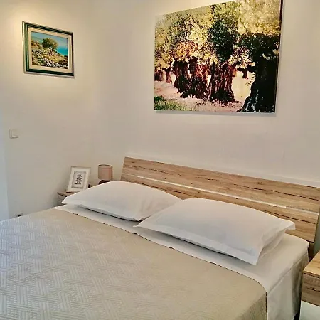 アパート Antos Put Gaja, スプリト